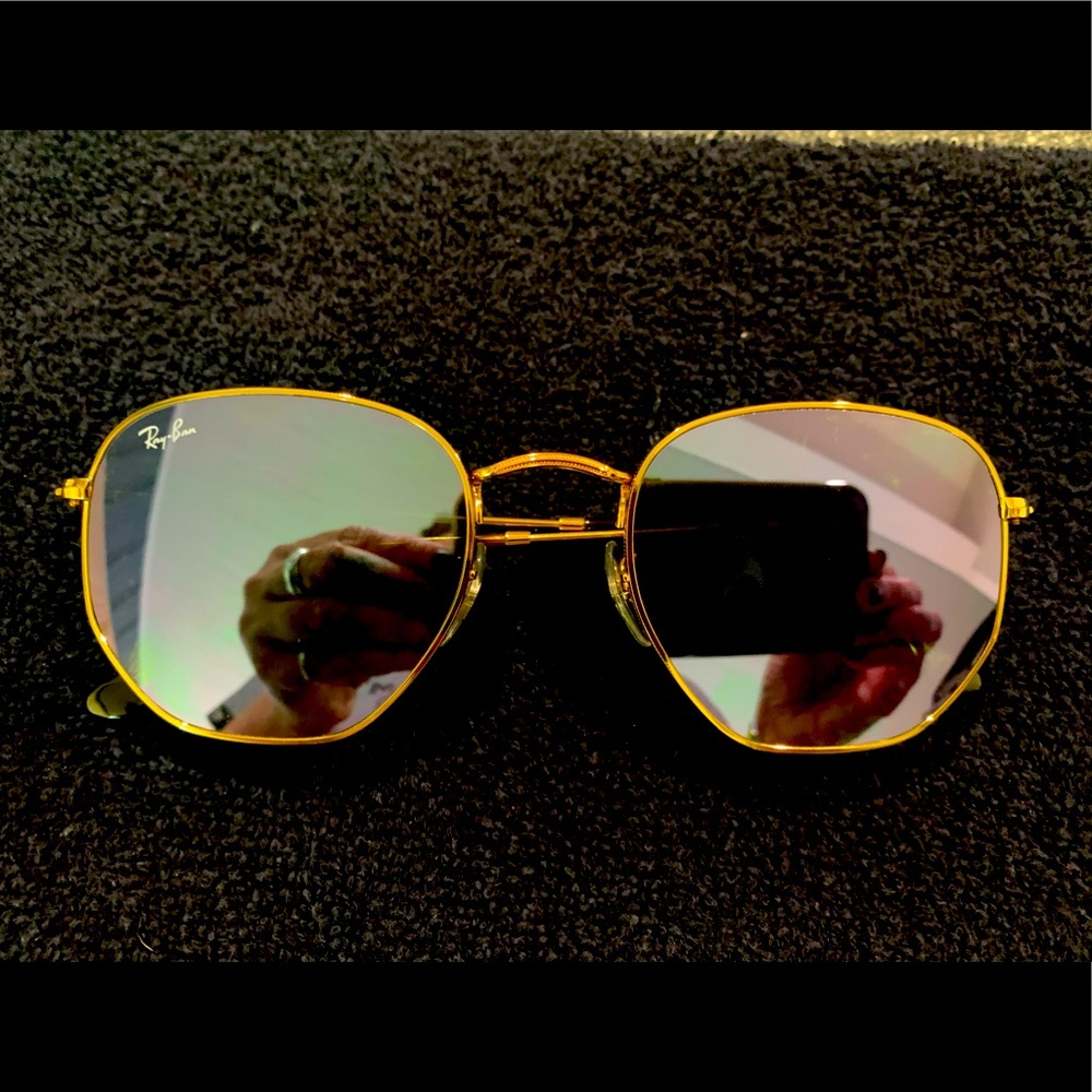 Authentic Ray Ban standard size octagon.